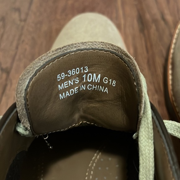 J. Murphy by Johnston and Murphy Mens Tan Suede Chukka Boot Size 10M
